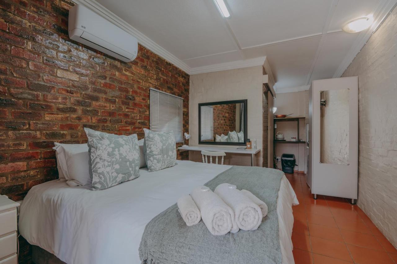 Cosy Cottages Guesthouse Potchefstroom Exteriér fotografie