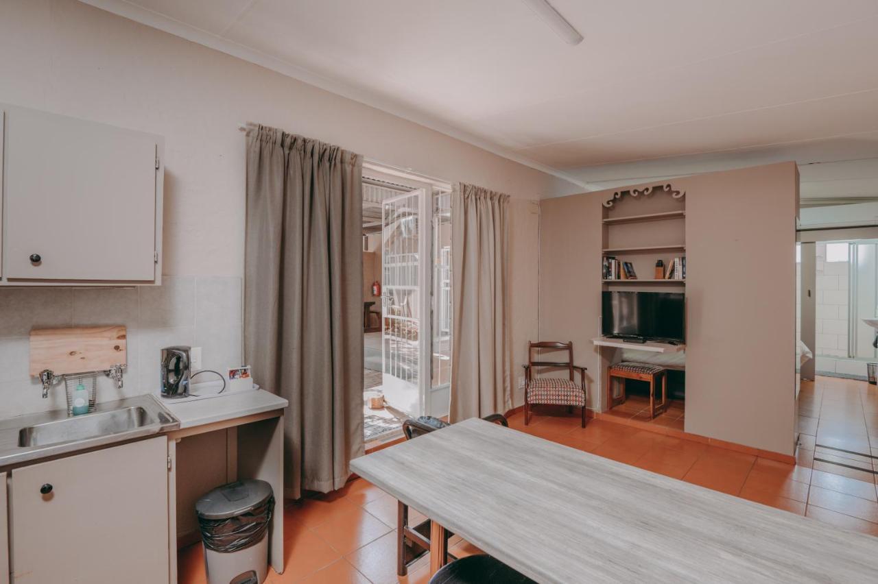 Cosy Cottages Guesthouse Potchefstroom Exteriér fotografie
