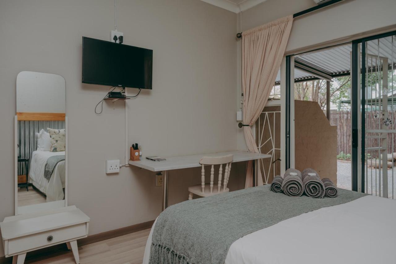 Cosy Cottages Guesthouse Potchefstroom Exteriér fotografie