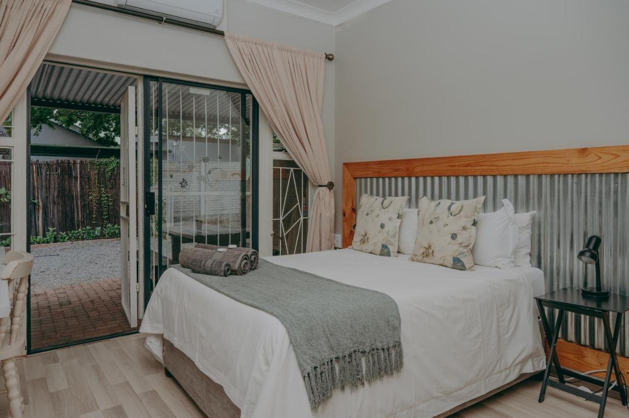Cosy Cottages Guesthouse Potchefstroom Exteriér fotografie