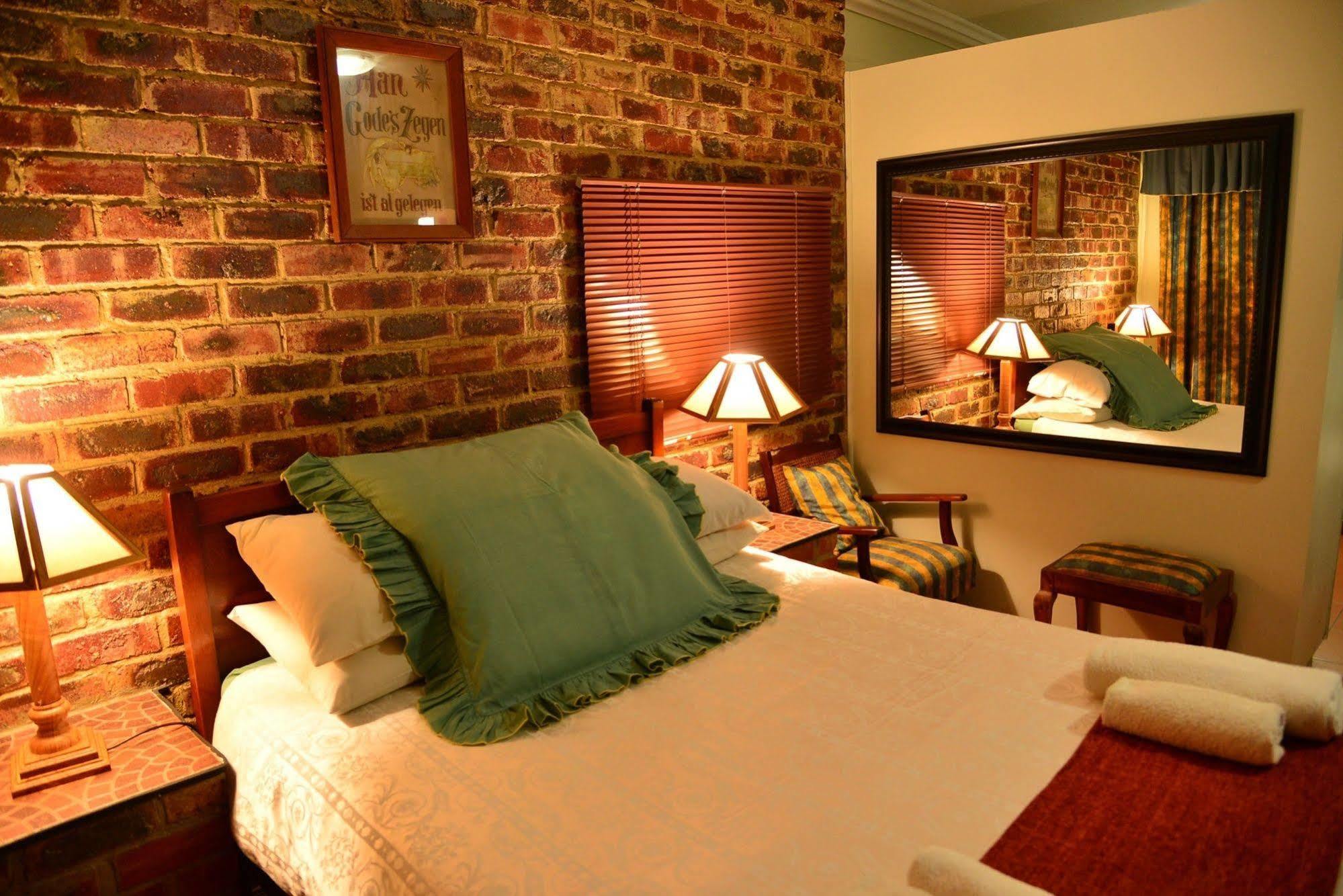 Cosy Cottages Guesthouse Potchefstroom Exteriér fotografie