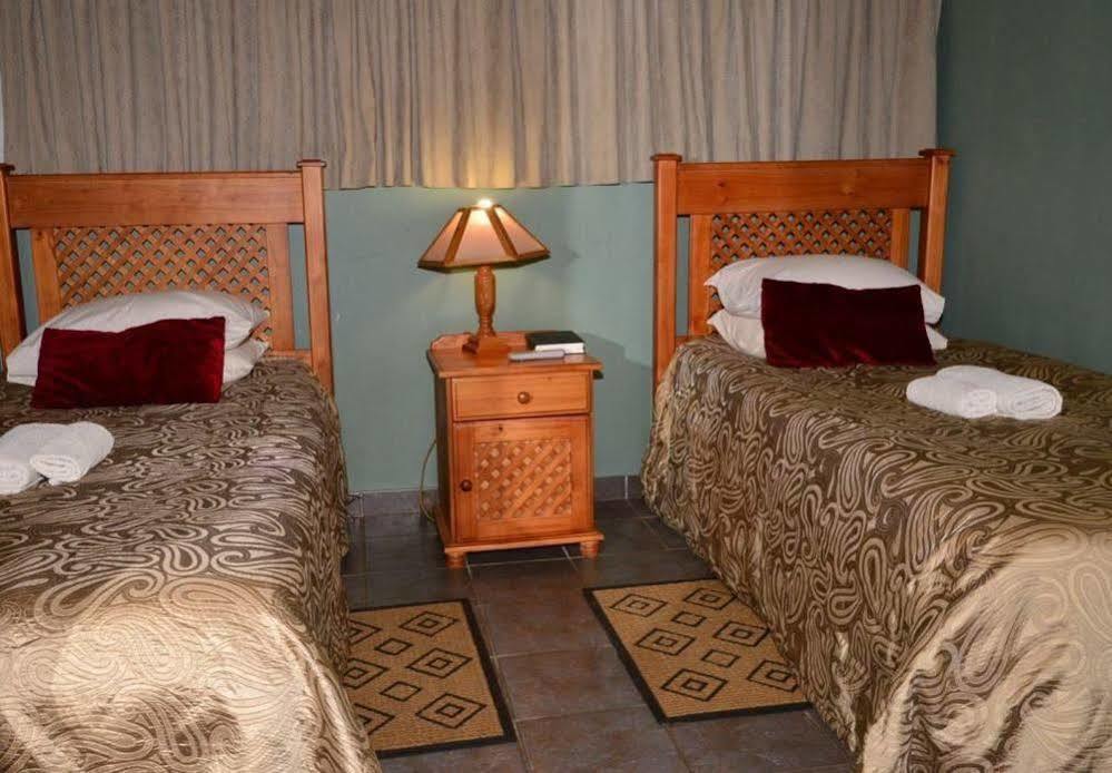 Cosy Cottages Guesthouse Potchefstroom Exteriér fotografie